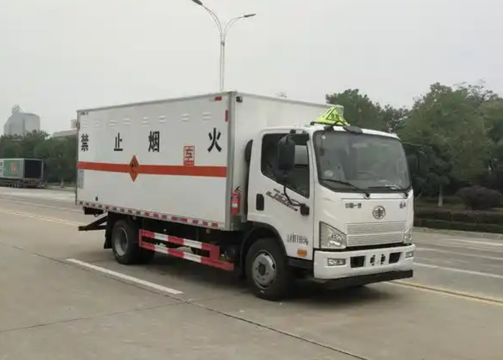 文教镇爆破器材运输车可以上高速吗？